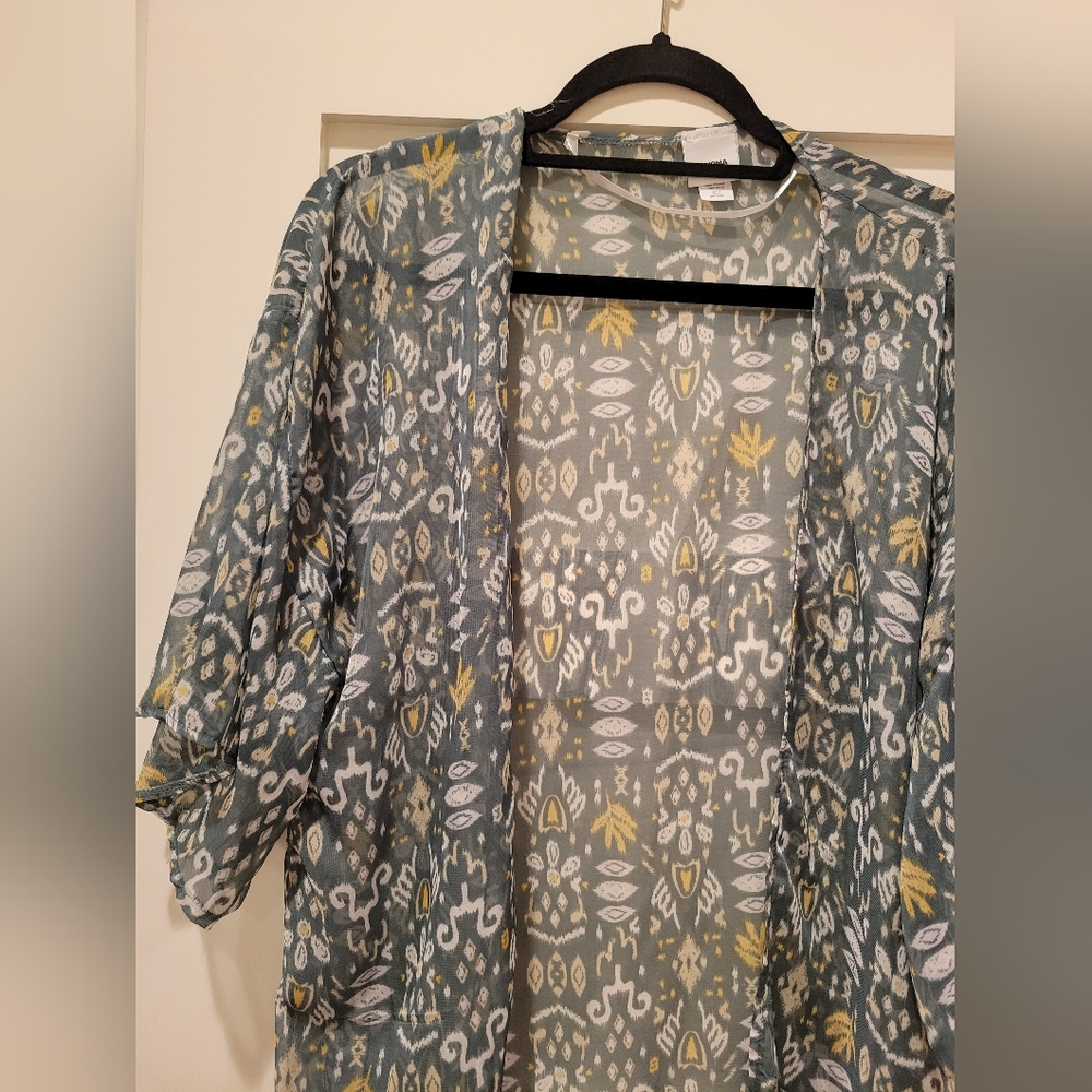 Kimono - Picture 3 of 6